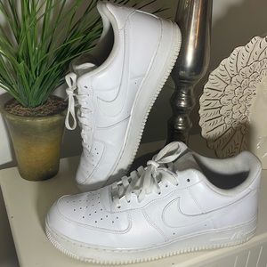 Airforce 1  AF1   Excellent conditions